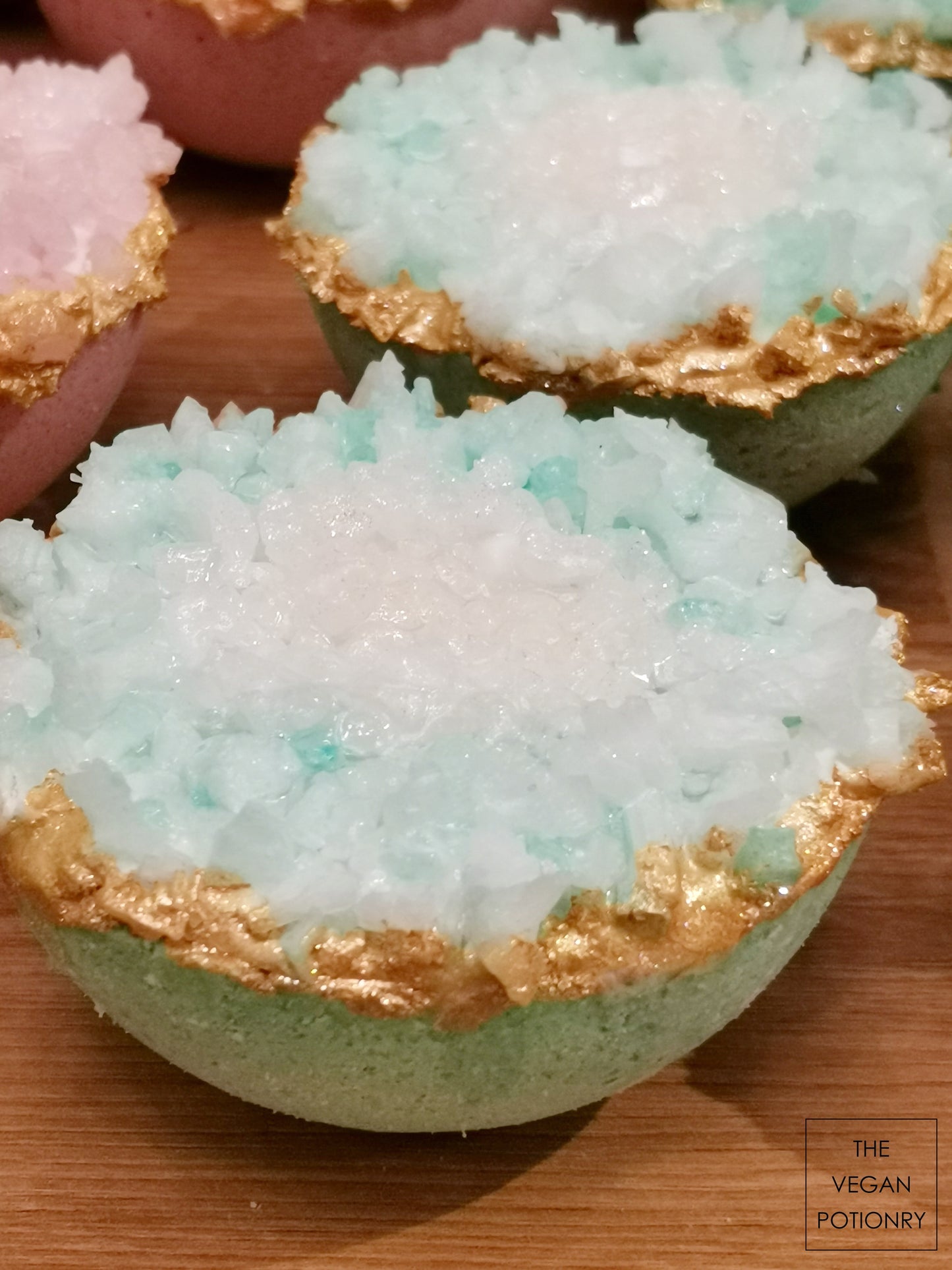 Wintergreen + Lavender + Clove Uplifting & Energizing Geode Crystal Bath Bomb Bath Salt Hybrids | Luxury Spa Collection Natural Bath Soaks