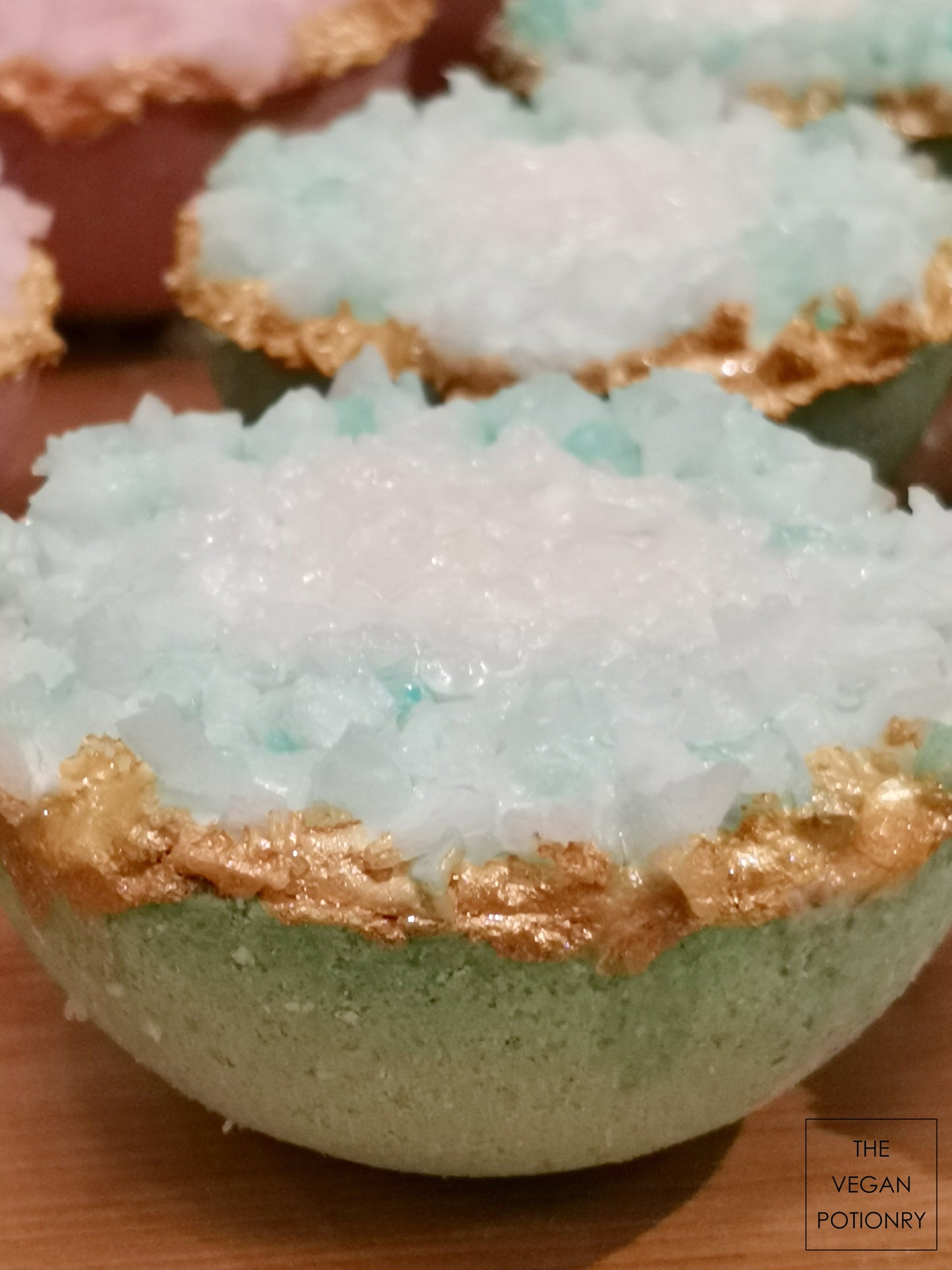 Wintergreen + Lavender + Clove Uplifting & Energizing Geode Crystal Bath Bomb Bath Salt Hybrids | Luxury Spa Collection Natural Bath Soaks