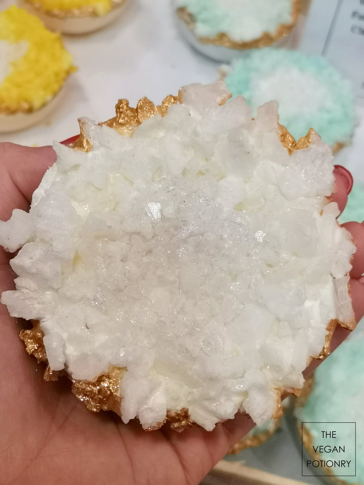 Grapefruit + Ginger Geode Crystal Bath Bomb Bath Salt Hybrid | Luxury Spa Collection Natural Bath Soaks