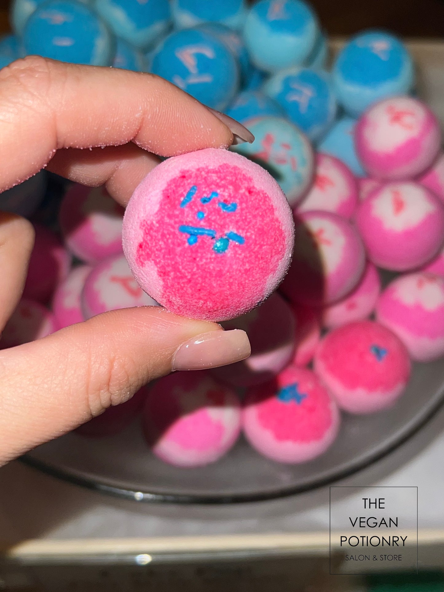 Cake Pop Kids Bath Bombs (size Small)